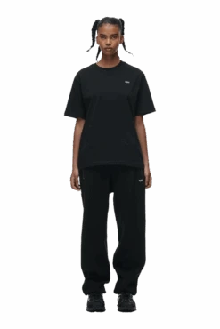 T-SHIRT BLACK(T Shirt Black 1) -6PM CLOTHING SALE 0021 6PM ECOM 6PM plus Look 47 2136 min