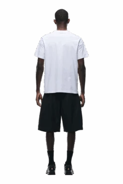 BUBBLE LOGO T-SHIRT WHITE(Bubble Logo T Shirt White) -6PM CLOTHING SALE 0165 2406 6PM ECOM COLLECTION 2 LOOK 06 12132 min