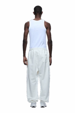 SUPER WIDE JOGGER COCONUT WHITE(Super Wide Jogger Coconut White) -6PM CLOTHING SALE 1337x2005 6PM Spring 0115 250310 6PM ECOM LOOK 08 550 min