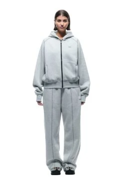 COVERLOCK ZIP-HOODIE(Zip Hoodie With Coverlock Stitching Grey) -6PM CLOTHING SALE 1337x2005 0021 141124 6PM BF24 LOOK 04 0293