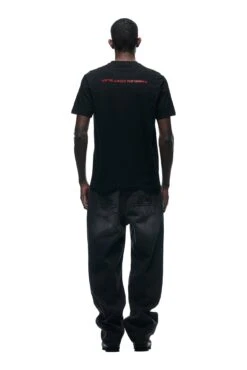 DURSIX TEE BLACK(Dursix Tee Black) -6PM CLOTHING SALE 1337x2005 0155 141124 6PM BF24 LOOK 26 1293