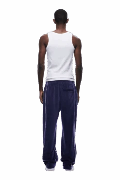 VELOURS TRACK PANT ORBIT BLUE(Velours Track Pant Orbit Blue) -6PM CLOTHING SALE 2005x1337 0089 240425 6PM ECOM LOOK 3 0244 min