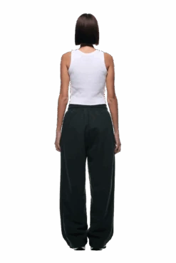 OPEN LEG JOGGER DARK EMERALD(Open Leg Jogger Dark Emerald) 15 OPEN LEG JOGGER DARK EMERALD(Open Leg Jogger Dark Emerald) -6PM CLOTHING SALE 2500x1337 6pm 0018 241004 6PM Ecom Look 35 1904 min