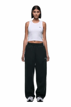 OPEN LEG JOGGER DARK EMERALD(Open Leg Jogger Dark Emerald) 13 OPEN LEG JOGGER DARK EMERALD(Open Leg Jogger Dark Emerald) -6PM CLOTHING SALE 2500x1337 6pm 0020 241004 6PM Ecom Look 35 1891 min
