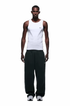 OPEN LEG JOGGER DARK EMERALD(Open Leg Jogger Dark Emerald) 10 OPEN LEG JOGGER DARK EMERALD(Open Leg Jogger Dark Emerald) -6PM CLOTHING SALE 2500x1337 6pm 0023 241004 6PM Ecom Look 35 1822 min