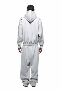 HOODIE SMOKE GREY(Hoodie Smoke Grey) -6PM CLOTHING SALE 2500x1337 6pm 0069 241004 6PM Ecom Look 27 1596 min