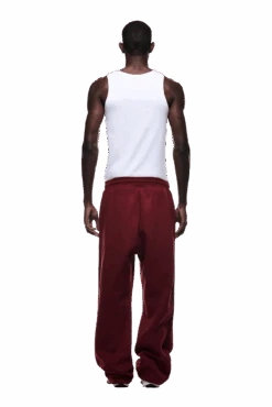 OPEN LEG JOGGER WINE RED(Open Leg Jogger Wine Red) -6PM CLOTHING SALE 2500x1337 6pm 0093 241004 6PM Ecom Look 23 1414 min