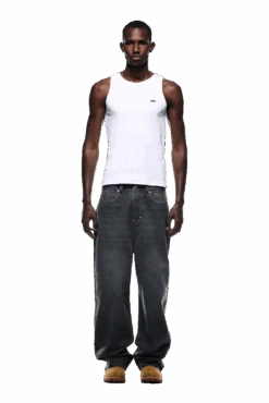 6PM CLOTHING SALE 31 6PM CLOTHING SALE -6PM CLOTHING SALE 2500x1337 6pm 0178 241004 6PM Ecom Look 08 0445 min