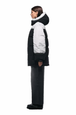 COACH PUFFER COAT BLACK(Coach Puffer Coat Black) -6PM CLOTHING SALE 2500x1337 6pm 0182 241004 6PM Ecom Look 07 0717 min