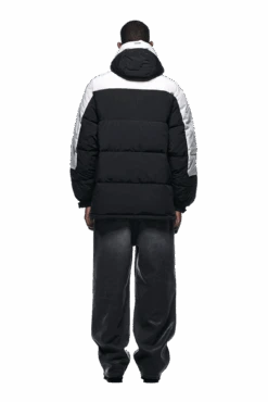 COACH PUFFER COAT BLACK(Coach Puffer Coat Black) -6PM CLOTHING SALE 2500x1337 6pm 0184 241004 6PM Ecom Look 07 0415 min