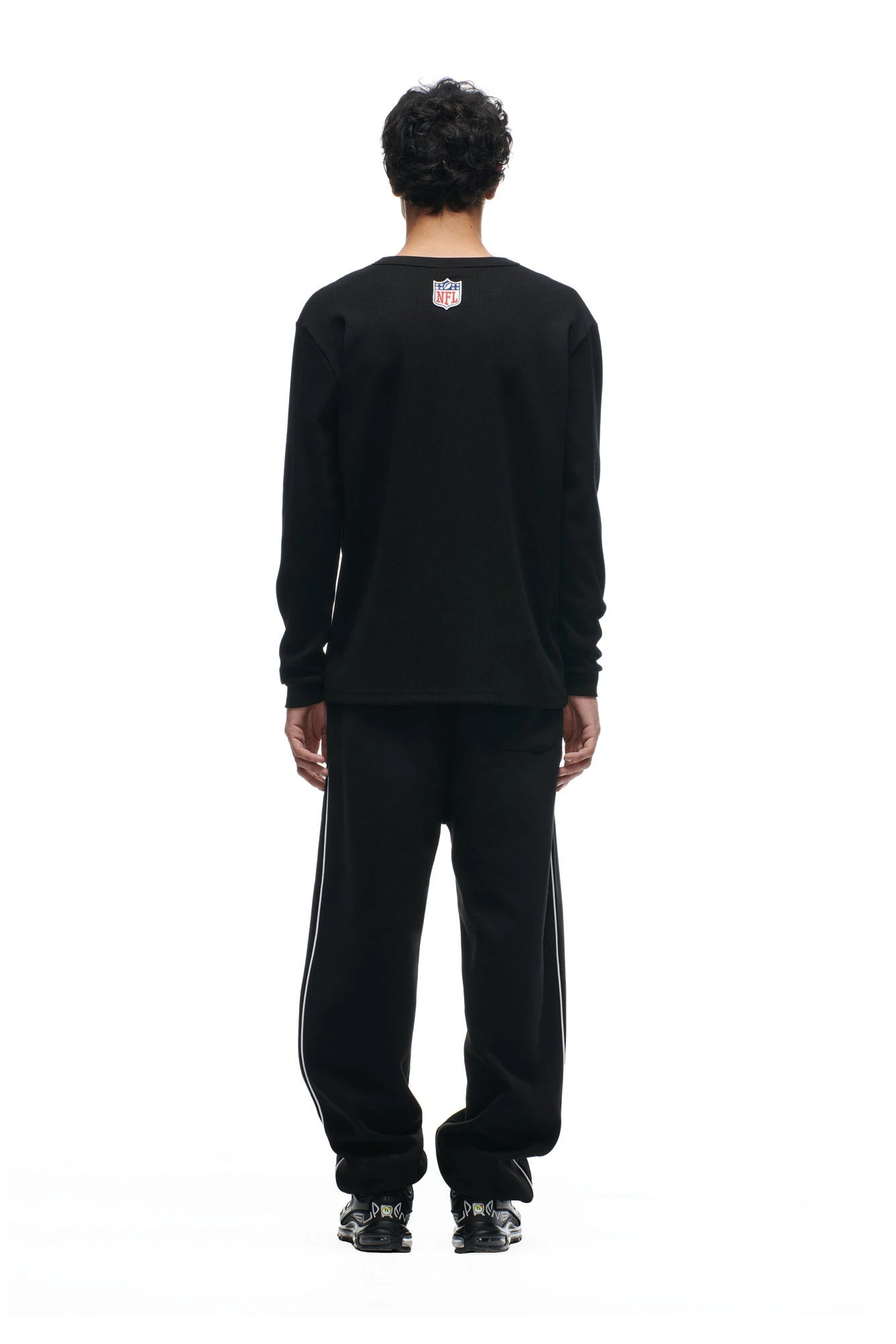 SHIELD LOGO LONGSLEEVE(Shield Logo Longsleeve) 5 SHIELD LOGO LONGSLEEVE(Shield Logo Longsleeve) - Image 3