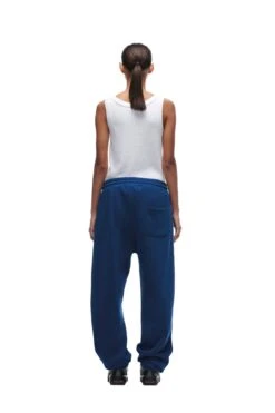 SHIELD LOGO JOGGER BLUE(Shield Logo Jogger Blue) -6PM CLOTHING SALE 2673x4009px 6pm NFL ECOM 0094 20231024 6PM NFL ECOM LOOK 04 263