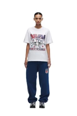 NFL VS 6PM T-SHIRT WHITE(Nfl Vs 6pm T Shirt White) -6PM CLOTHING SALE 2673x4009px 6pm NFL ECOM 0106 20231024 6PM NFL ECOM LOOK 07 413