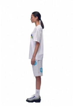 SELL HOPE T-SHIRT WHITE(T Shirt Sell Hope White) 12 SELL HOPE T-SHIRT WHITE(T Shirt Sell Hope White) -6PM CLOTHING SALE 2673x4009px 6pm V2 0001s 0054 20230530 6PM ECOM Look 11 0456