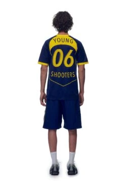 YOUNG SHOOTERS JERSEY NAVY(Trikot Navy) 10 YOUNG SHOOTERS JERSEY NAVY(Trikot Navy) -6PM CLOTHING SALE 2673x4009px 6pm 0000 6PM ECOM Look 87 redone 1449