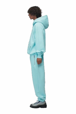 ZIP HOODIE TURQUOISE(Zip Hoodie Turquoise) -6PM CLOTHING SALE 2673x4009px 0040 6PM ECOM Look 74 1237 min