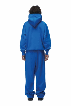 HOODIE PRINCESS BLUE(Hoodie Princess Blue) -6PM CLOTHING SALE 2673x4009px 0063 6PM ECOM Look 66 1112 min