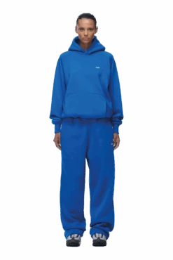 HOODIE PRINCESS BLUE(Hoodie Princess Blue) -6PM CLOTHING SALE 2673x4009px 0074 6PM ECOM Look 63 1062 min