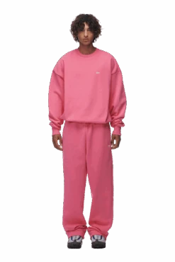 CREWNECK HOT PINK(Crewneck Hot Pink) -6PM CLOTHING SALE 2673x4009px 0086 6PM ECOM Look 59 0989 min