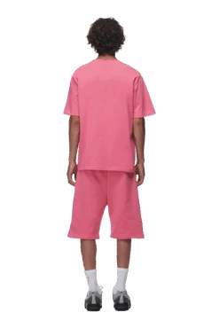 T-SHIRT HOT PINK(T Shirt Hot Pink) -6PM CLOTHING SALE 2673x4009px 0225 6PM ECOM Look 12 0246 min
