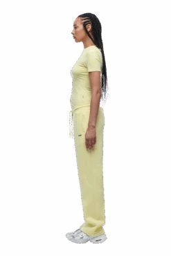 WMNS T-SHIRT BUTTERCREAM(Wmns T Shirt Buttercream) -6PM CLOTHING SALE 6pm png 0031 2025 07 14 6PM ECOM LOOK 23 0619