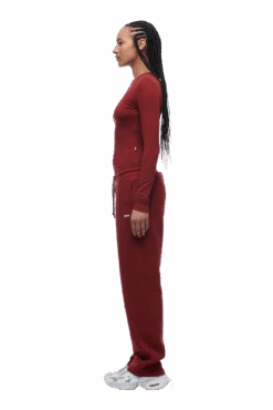 WMNS LONGSLEEVE WINE RED(Wmns Longsleeve Wine Red) -6PM CLOTHING SALE 6pm png 0074 2025 07 14 6PM ECOM LOOK 09 0331