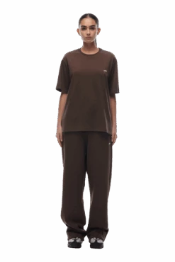 T-SHIRT CHOCOLATE BROWN(23n05 1300 907 Tlogo) -6PM CLOTHING SALE t shirt brown 4 min